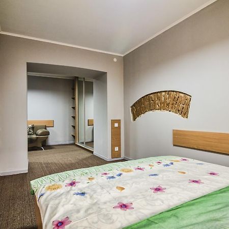 Apartment On Knyazya Leva 2 Львов Экстерьер фото