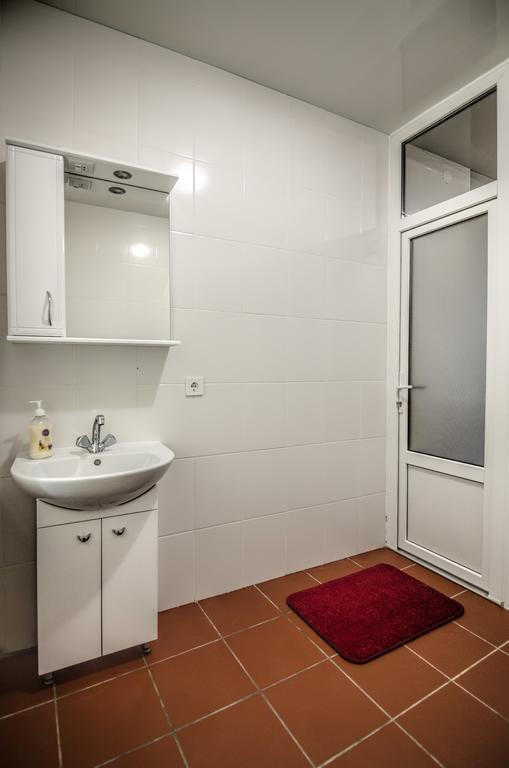 Apartment On Knyazya Leva 2 Львов Экстерьер фото